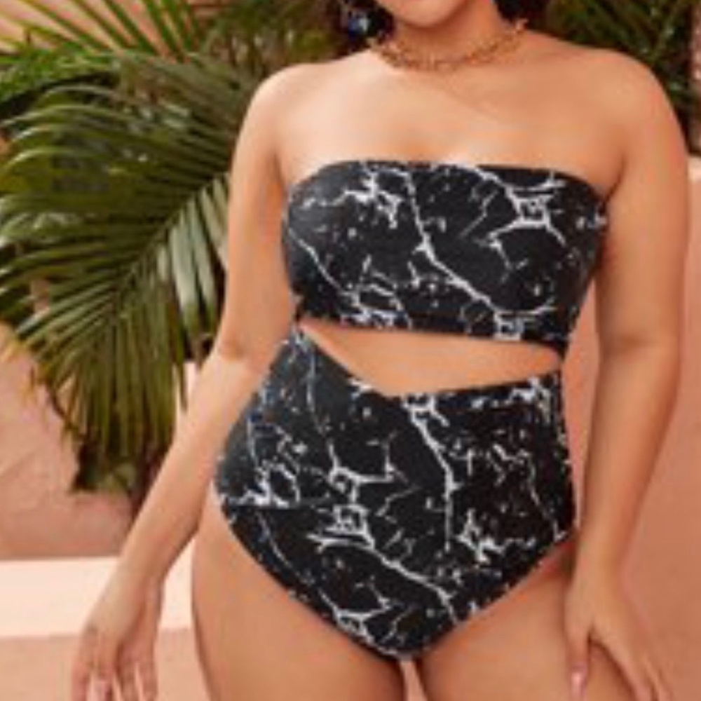 Black White Marble Cross Over High Waist Tube Top Bikini - NEVER WORN - Medium